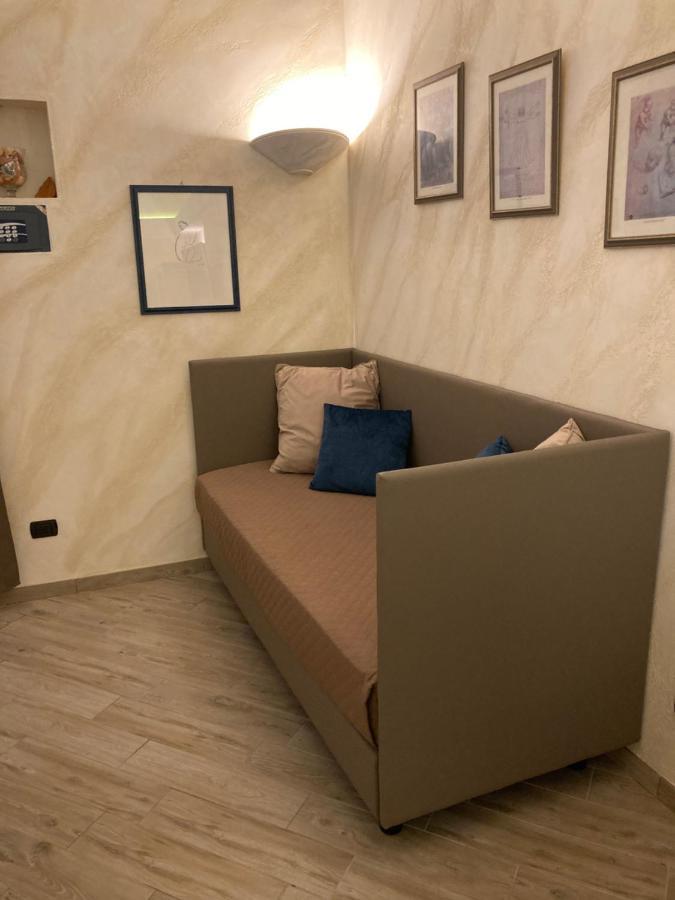 Lo Scoglio Dei Volsci Bed & Breakfast Nettuno Dış mekan fotoğraf